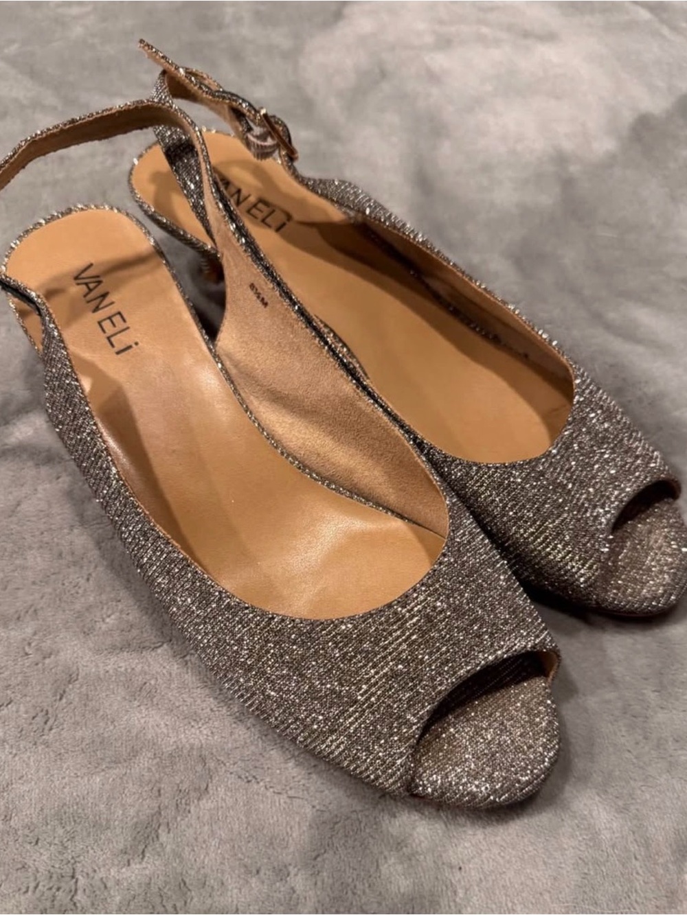 Van Eli Slingback Peep Toe Kitten Heels 8.5